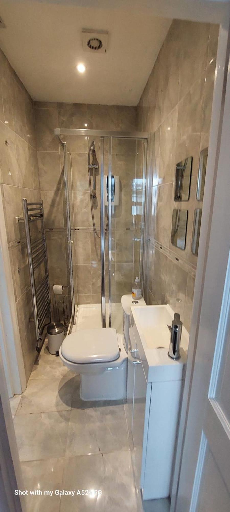 Three Bedroom House Lancaster Road ลอนดอน ภายนอก รูปภาพ
